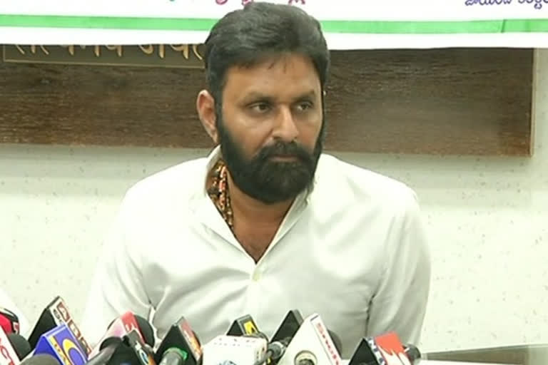 Kodali Nani meets union minister paswan