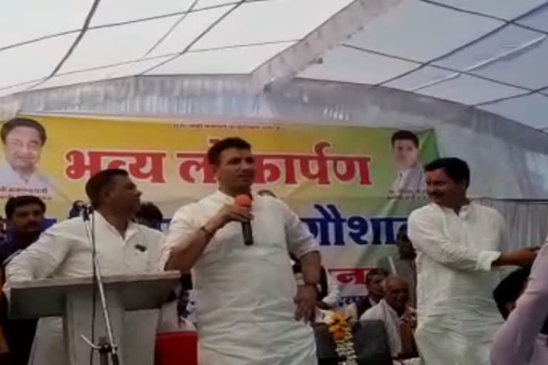 Jitu Patwari inaugurated three gaushalas with BJP MLA