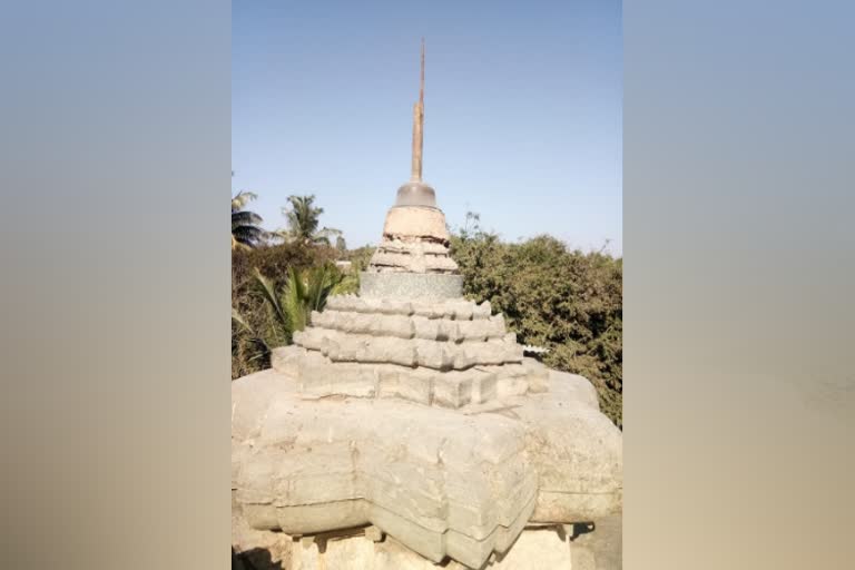 thieves-theft-to-kalasa-in-shiva-temple