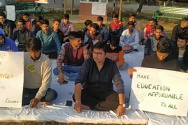 hunger strike in Agriculture University Palampur