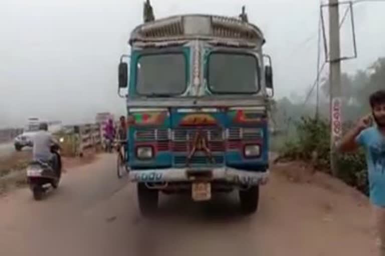 bike-accident-in-bhadrak