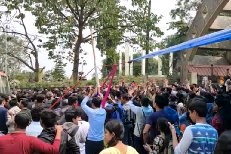 Conflict between protesters and Law student in Assam University