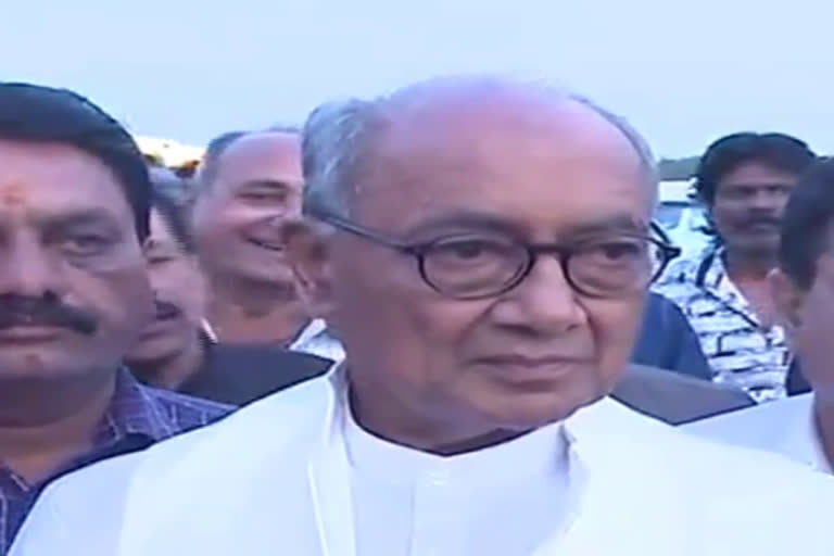 Digvijay Singh directly attacked Modi and Shah over the statement of saffron terrorism in indore