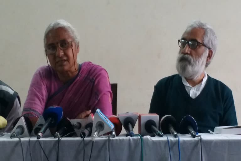 Medha Patekar pressmeet at KMSS office