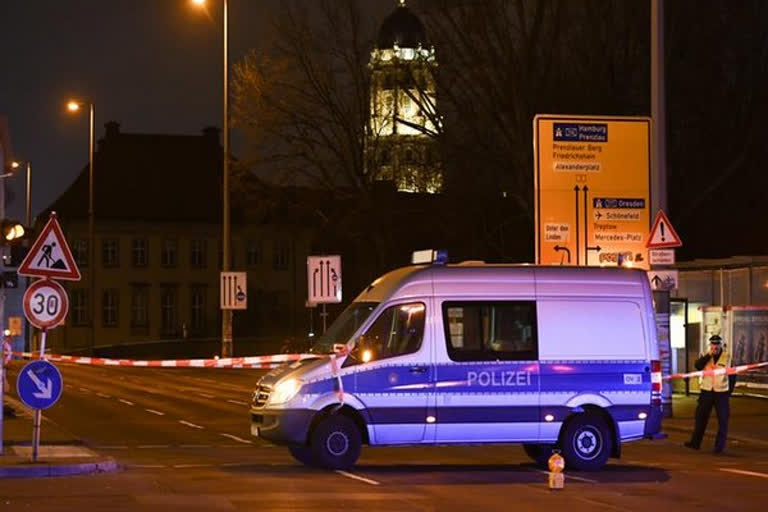 Mass shooting in Germany  Shooting in Germany  ജര്‍മനിയിലെ ഹനുവില്‍ വെടിവെപ്പ്  ഹൂക്ക സെന്‍ററുകളില്‍ വെടിവെപ്പ്