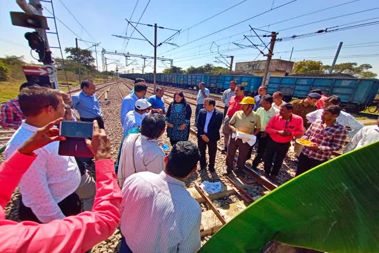 Operation of first electric train between RSD-Titlagarh in Raipur division