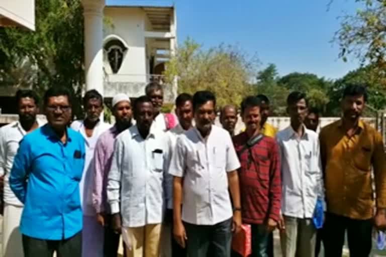 tungabhadra-reservoir-workers-strike