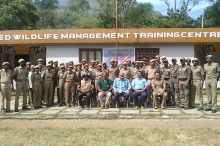 Training for forest officers to control fire