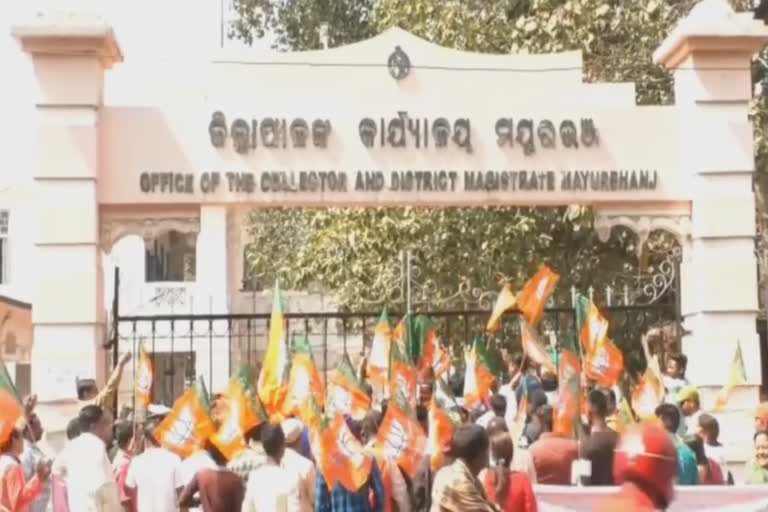 bjp protest aginst cm in mayurbhanja