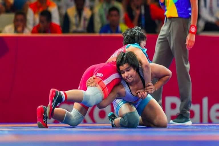 Divya Kakran wins gold medal in asian Wrestling championship