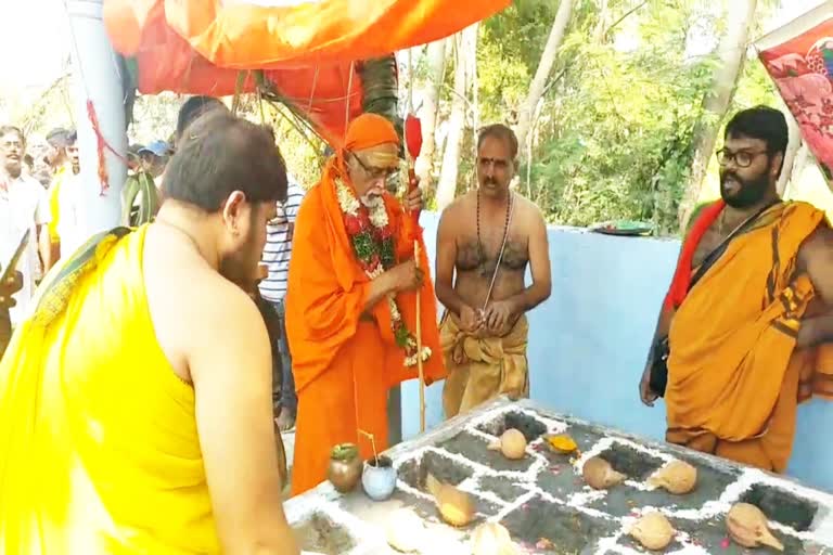 ganapathi vigraha  reputation with subrahmanya and navagraha in peruru