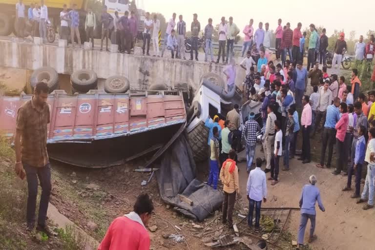 road accident in bemetara