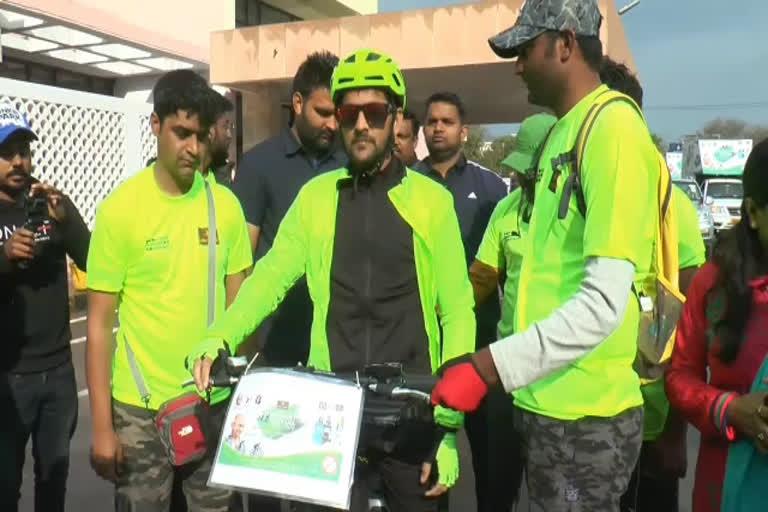 Singer MD organized cycle rally against drug addiction in sirsa