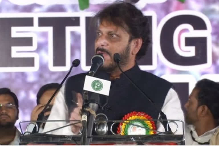 Storm over AIMIM Waris Pathan's 'communal speech'