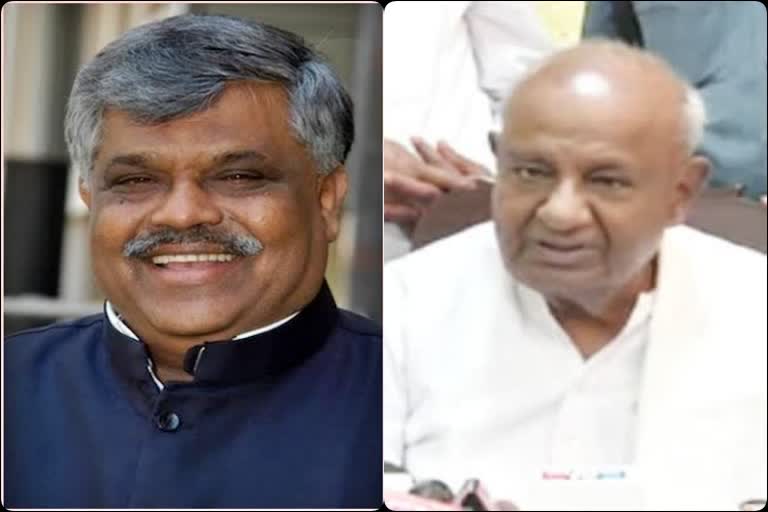 Deve Gowda condoles death of former minister Channigappa