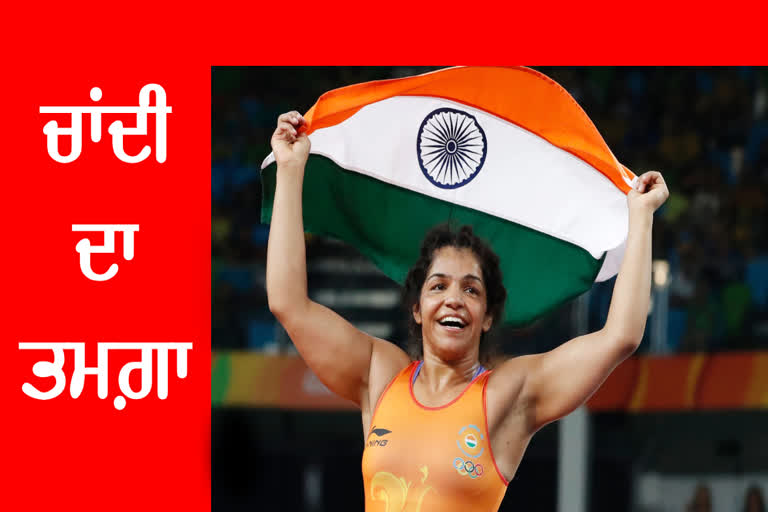 asian-wrestling-championships-sakshi-malik-losses-in-finals-won-silver-medal