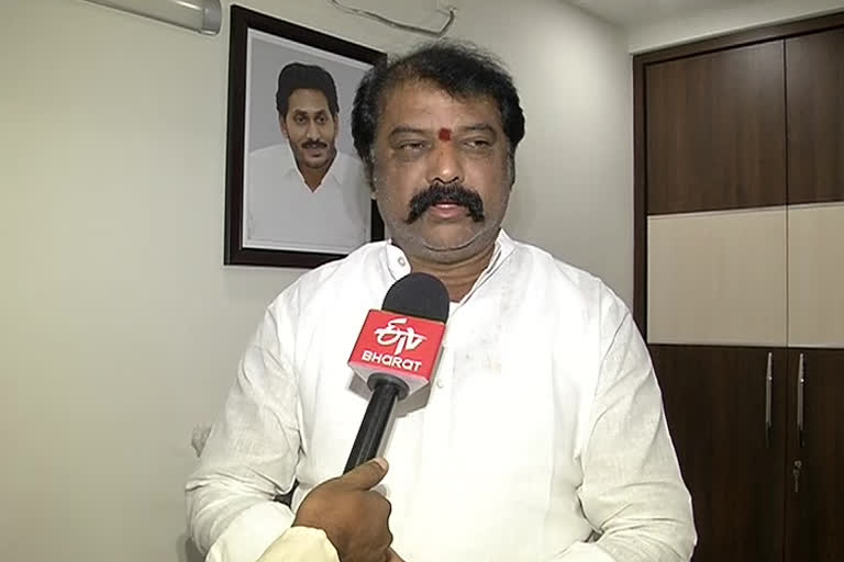 minister  gummanuru jayaram  on  esi scam