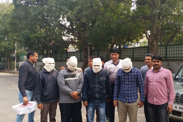 Crime Branch of Delhi Police arrested 4 member of Irani gang