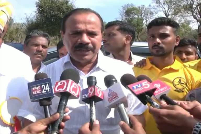 dv sadanandagowda kodagu visits