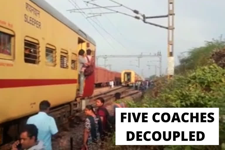 Coaches decoupled, close shave for Venkatadri Express