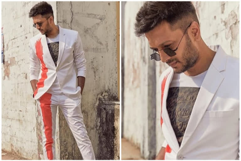 Riteish Deshmukh new Look, Riteish Deshmukh during Baaghi 3 promotion, Baaghi 3 promotion, Riteish Deshmukh news, Riteish Deshmukh latest news, Baaghi 3 release date, Baaghi 3 news, tiger shroff and shraddha kapoor, Riteish Deshmukh with tiger shroff and shraddha kapoor