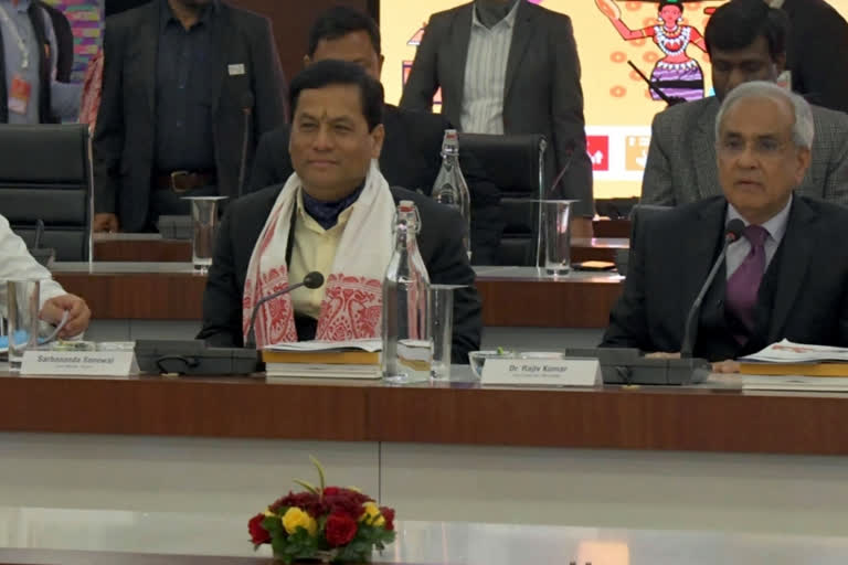 Panel submits report on Clause 6 of Assam Accord to Sonowal