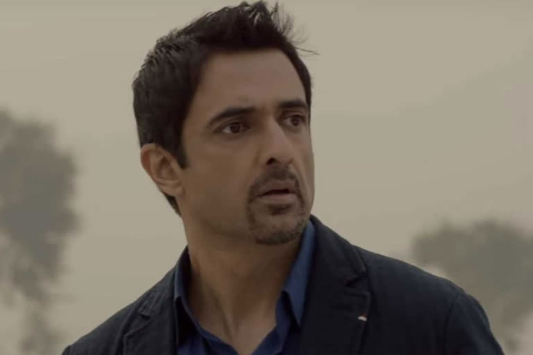 Sanjay Suri to release Oscar-nominated Les Miserables in India