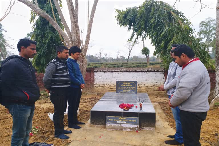 tribute to moniram dewan by Dikh at Jorhat