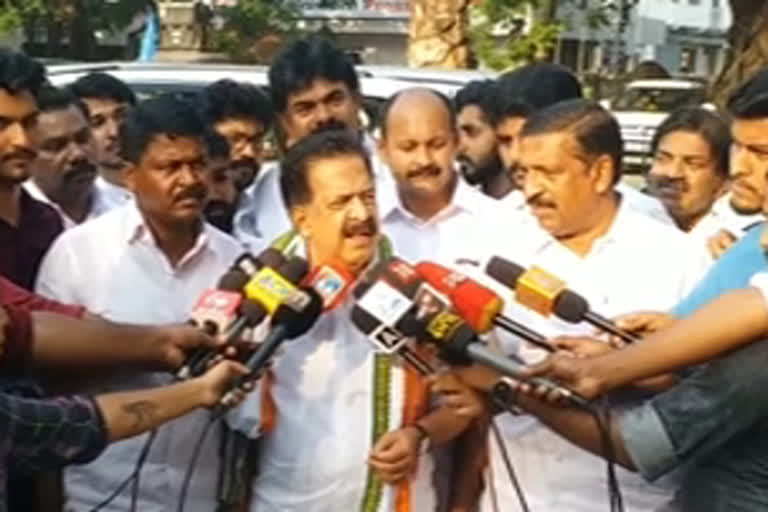 ramesh chennithala  high court order  campus politics  കലാലയ രാഷ്ട്രീയപ്രവർത്തനം  ഹൈക്കോടതി ഉത്തരവ്  അക്രമരാഷ്ട്രീയം  രമേശ് ചെന്നിത്തല  പ്രതിപക്ഷ നേതാവ്