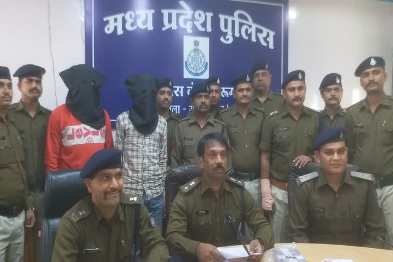 Satna police busted gang robbery with businessman