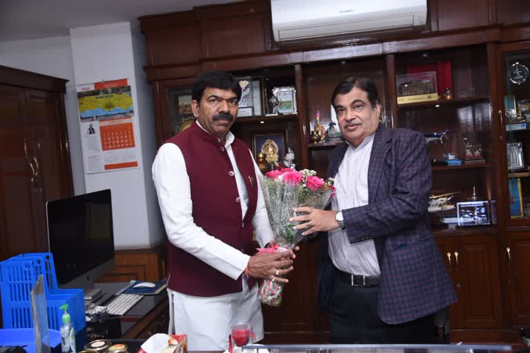 mineral-minister-pradesp-jaiswal-meets-union-minister-nitin-gadkari