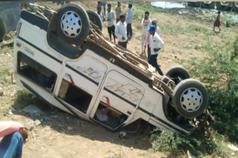 jeep-bike-accident-in-nandurbar