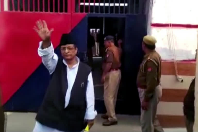 Azam Khan, wife, son shifted to UP's Sitapur jail