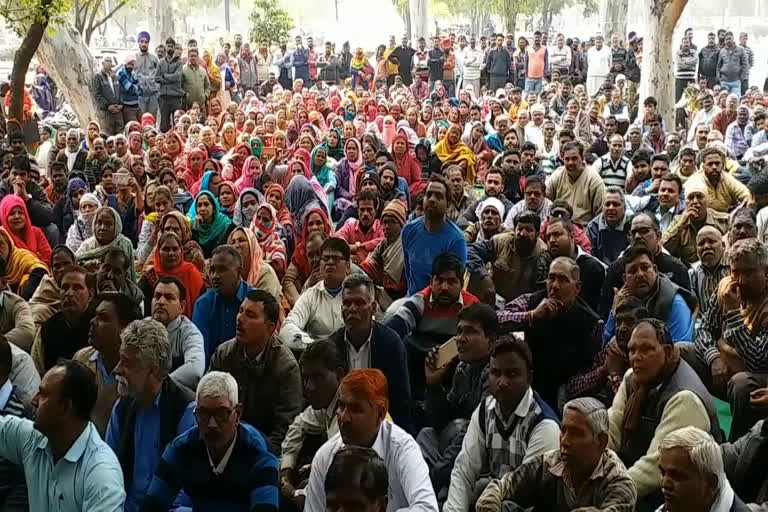 Municipal workers protest chandigarh