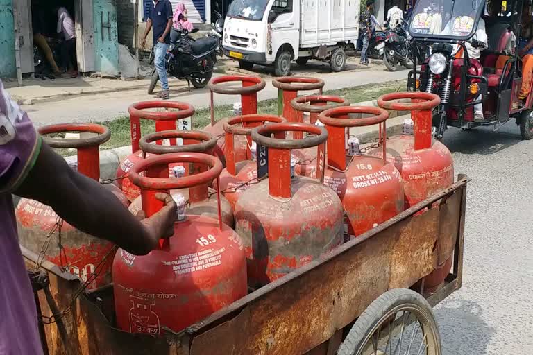 precautions before using gas cylinder