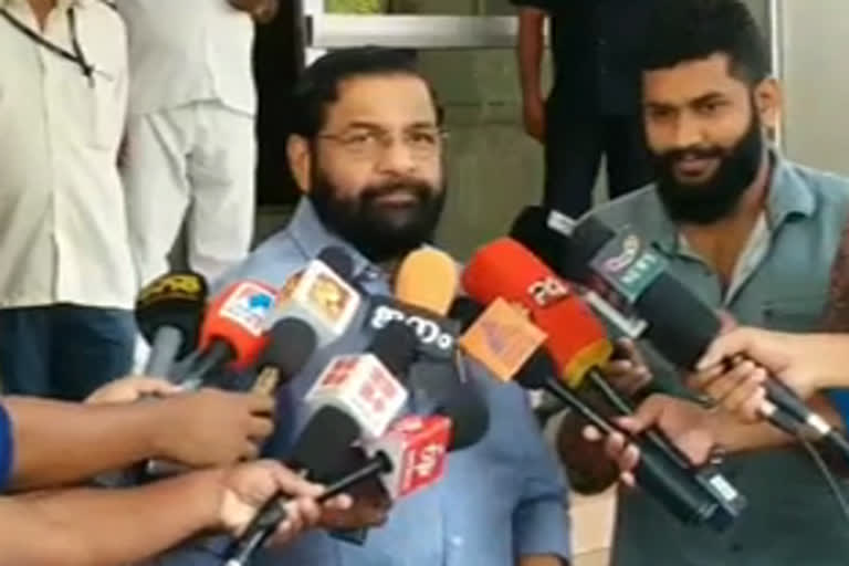 ജ്ഞാനപ്പാന അവാർഡ് വിവാദം  മന്ത്രി കടകംപള്ളി സുരേന്ദ്രൻ  ഗുരുവായൂര്‍ ദേവസ്വം  പ്രഭാവർമ ശ്യാമമാധവം  kadakampally surendran  njanappana award  guruvayoor devaswam  shyamamadhavam  prabha varma book