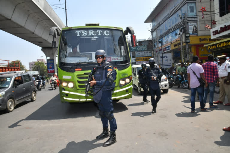 Octopus Commandos And Police Mock Drill At MalakPet