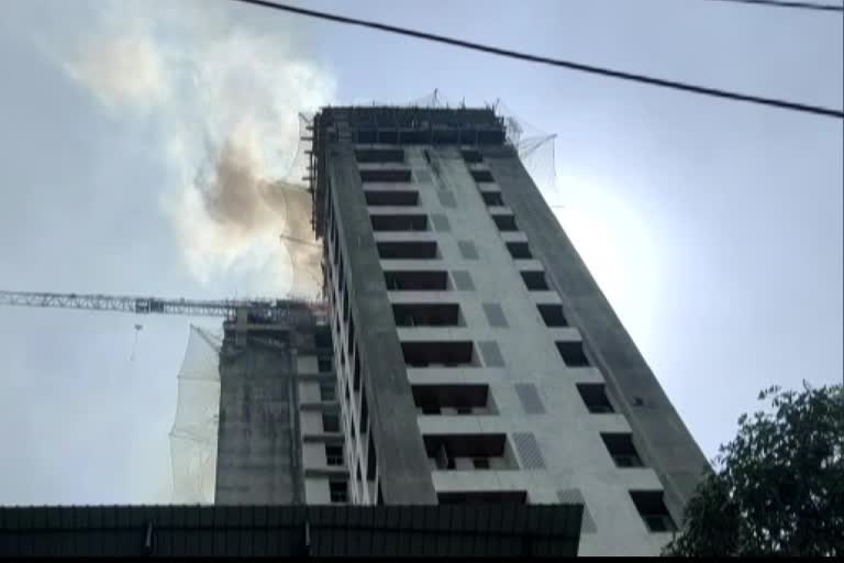 major fire breaks out near naupada police station in thane