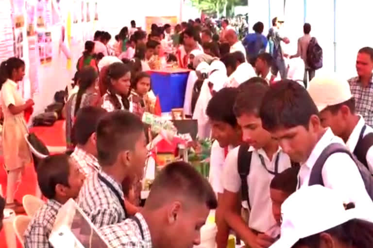 organizing-science-exhibition-at-radio-telescope-project-in-pune