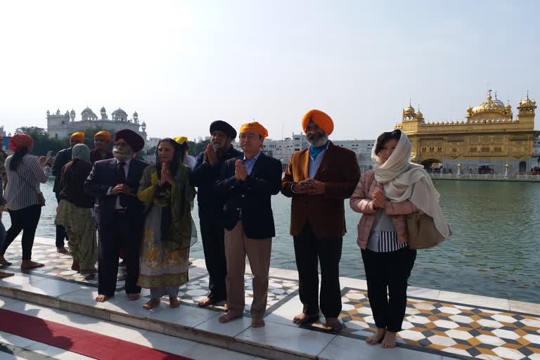 Ambassador of South korea visits golden temple