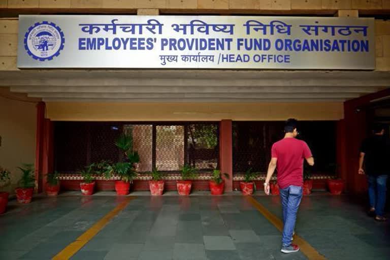 EPFO mulls rate cut on PF deposits to 8.5% for FY20