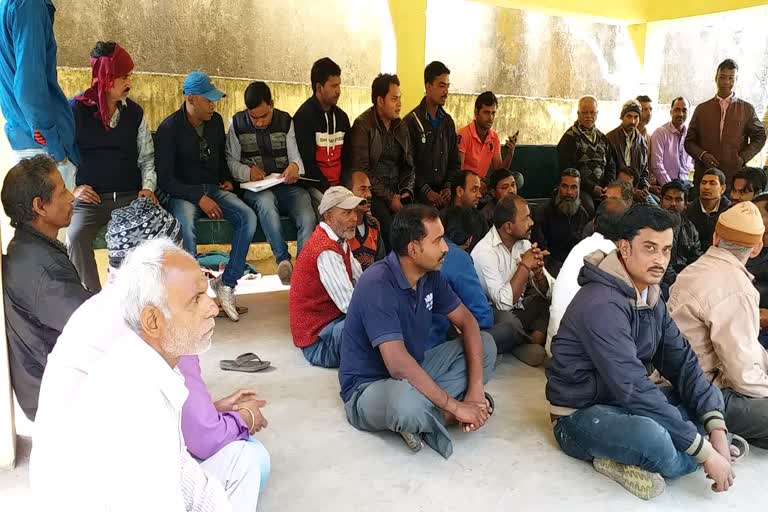 Pavement shopkeepers, फुटपाथ दुकानदार सं