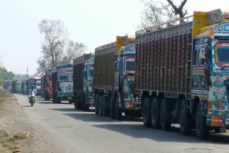 Jam problem in Sahibganj, Sahibganj police administration, road jam in Sahibganj, साहिबगंज में जाम की समस्या, साहिबगंज पुलिस प्रशासन, भीषण जाम