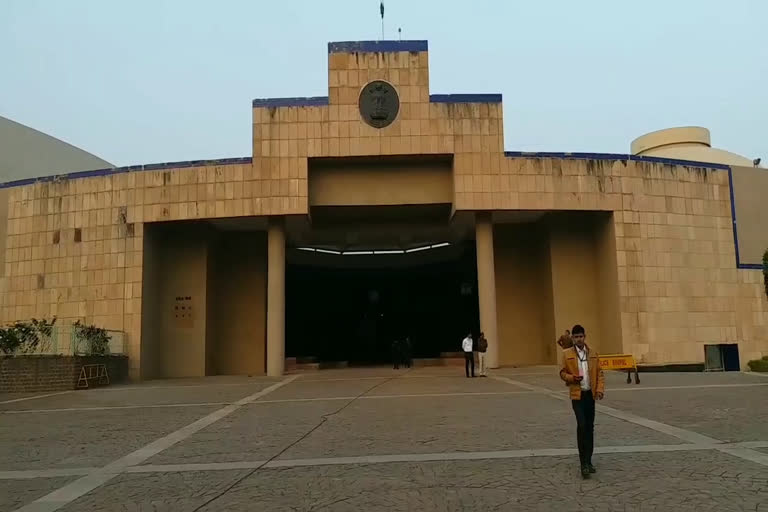 Assembly Secretariat gathered in preparations for the budget session in bhopal