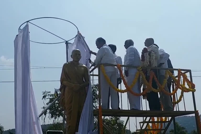 pottisriramulu-statue-in-chithoor