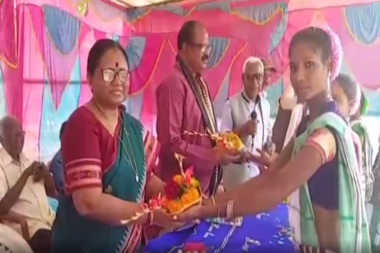 Damyanti Beshra was honored with Padma Shri