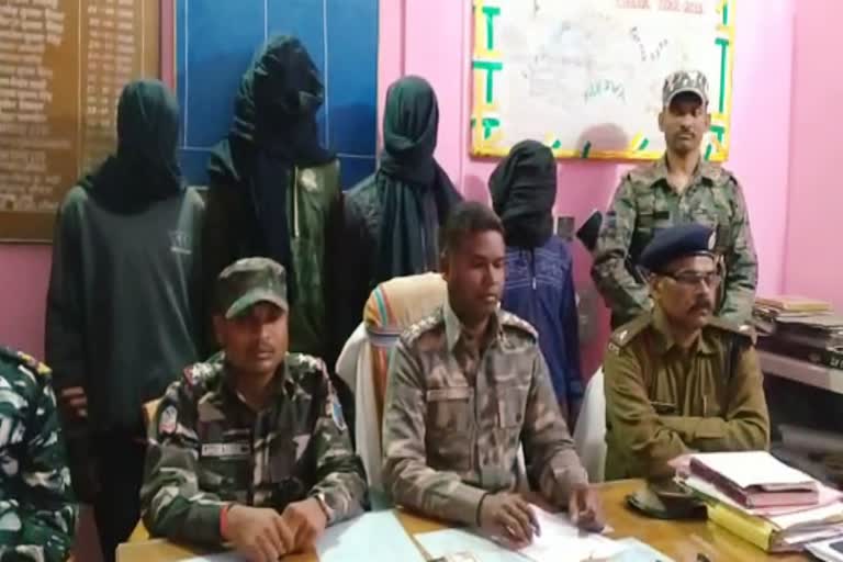 police arrested four road robbers in chatra