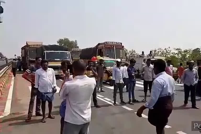 yakthapur villagers dharna