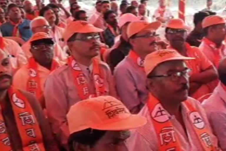 shivsena-party-workers-attending-a-meeting-supporting-refinery-after-warning-of-mps