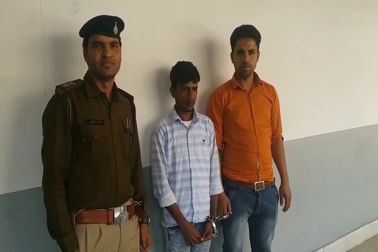 Madhya Pradesh police reached Jamtara and arrested cyber criminal